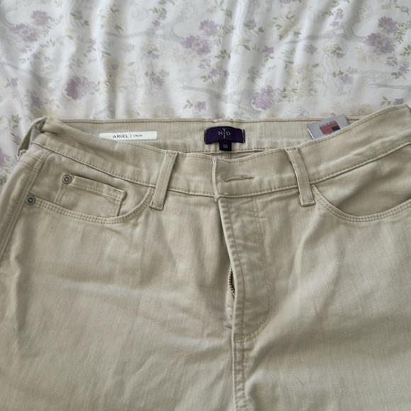 Capris size 10 - Picture 3 of 6